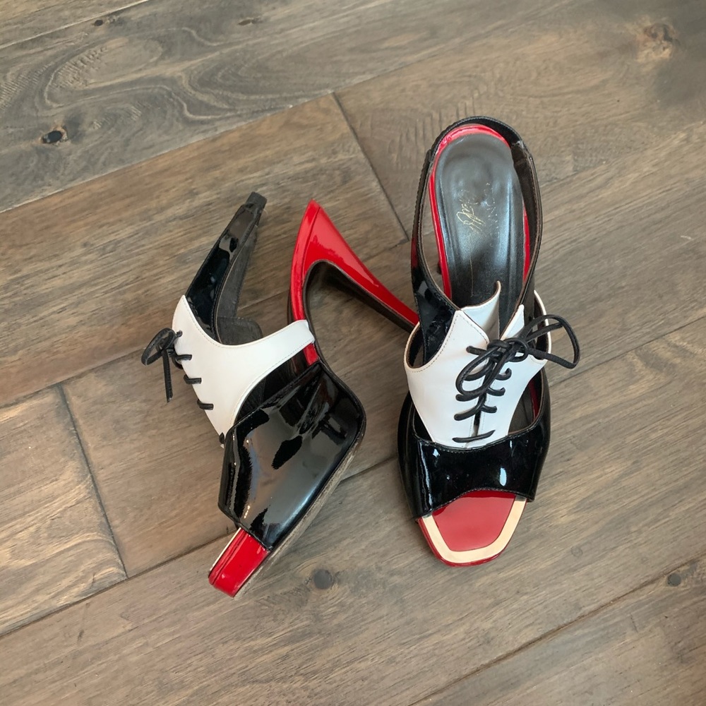 Tuxedo Style High Heel Pumps